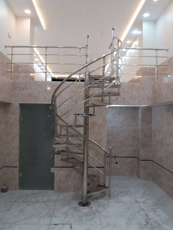 پله استیل 7